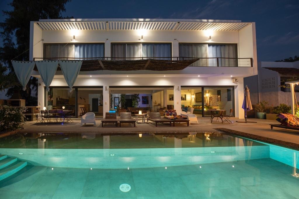 Magnifique Villa Pieds Dans L'eau 5 Chambres In Somone, Thiès Region