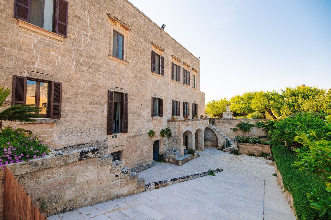 Historic Old Villa With Stunning In Santa Maria Di Leuca, Apulia, Italy For Sale (12475373)
