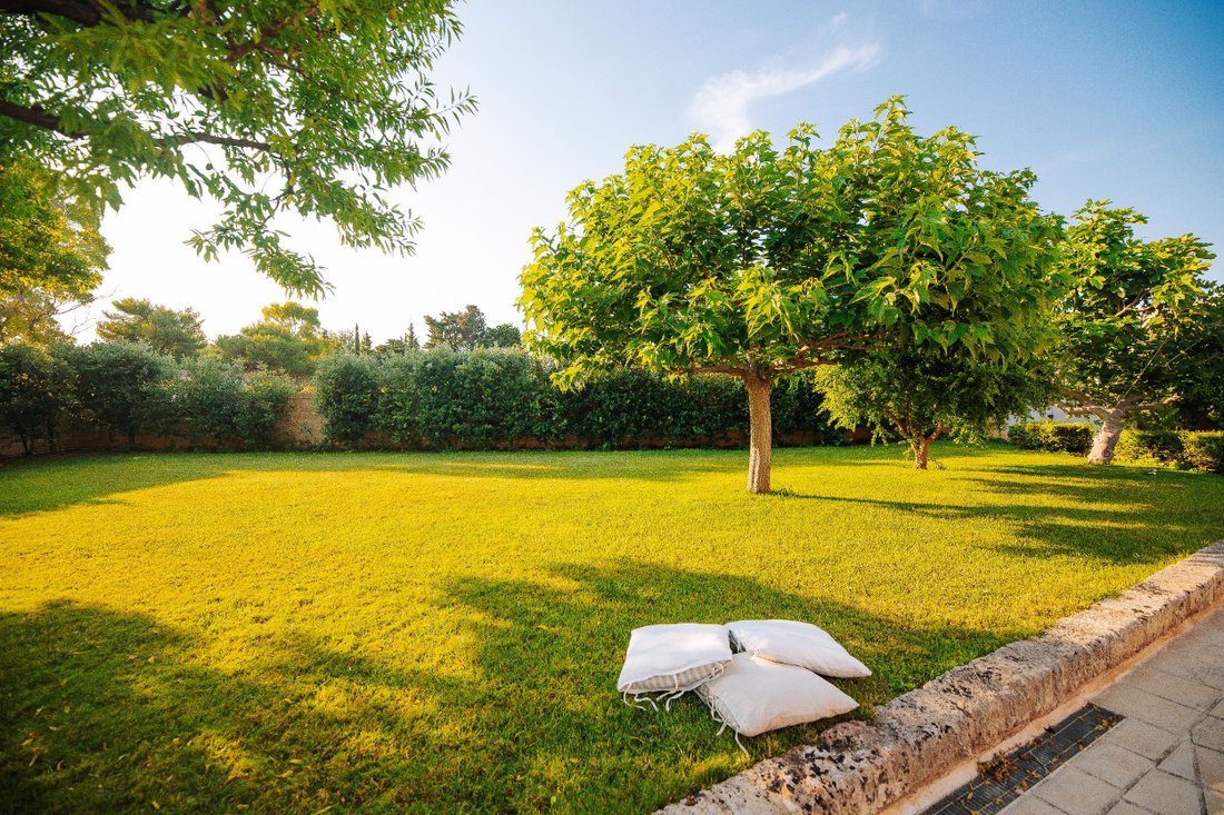 Historic Old Villa With Stunning In Santa Maria Di Leuca, Apulia, Italy For Sale (12475373)