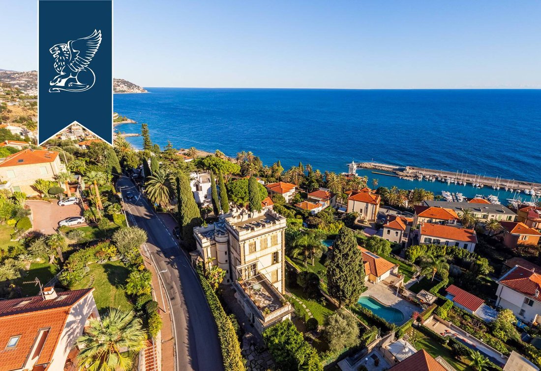 Apartment In Period Villa By Bordighera's Sea In Bordighera, Liguria, Italy For Sale (12476915)