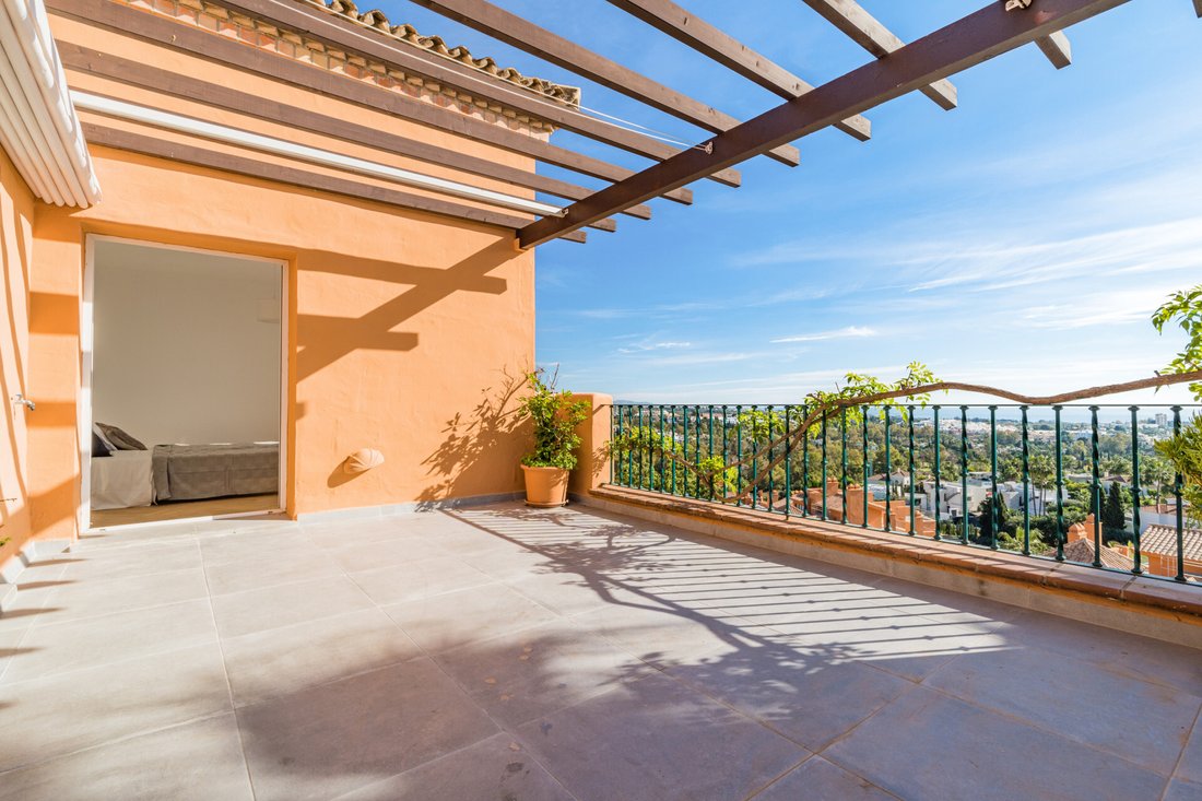 Penthouse in Nueva Andalucia, Marbella, Spain 1 - 12476690