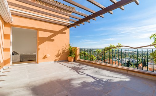 Penthouse in Nueva Andalucia, Marbella, Spain 1