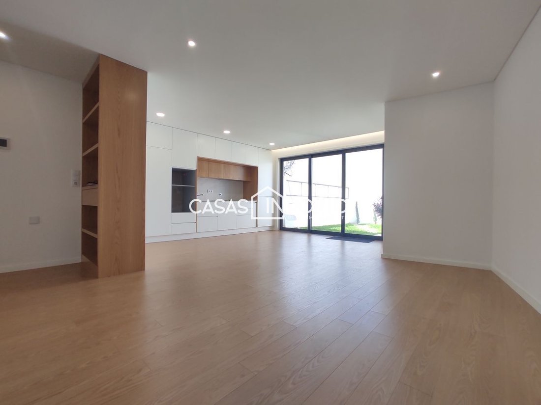 House in Ramalde, Porto District, Portugal 2 - 12477144