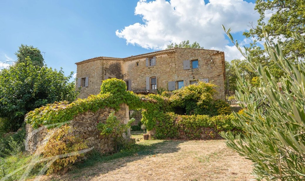 Simiane La Rotonde In Simiane La Rotonde, Provence Alpes Côte D'azur