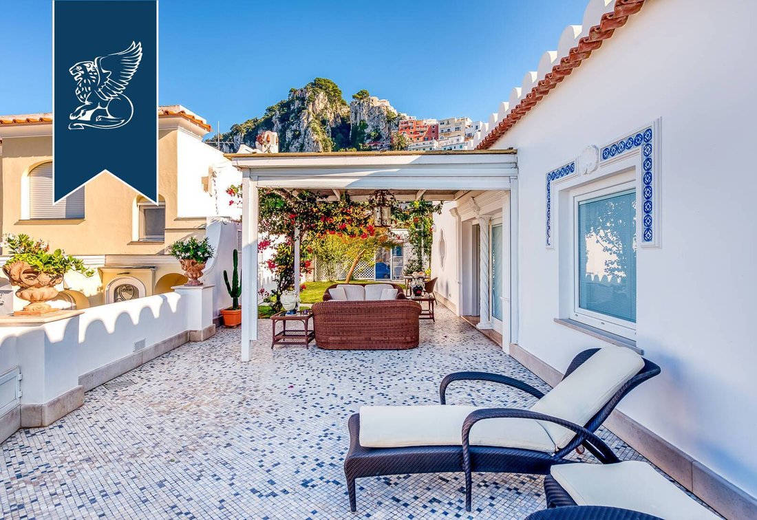 Stunning Villa For Sale In The Heart Of Capri In Marina Grande