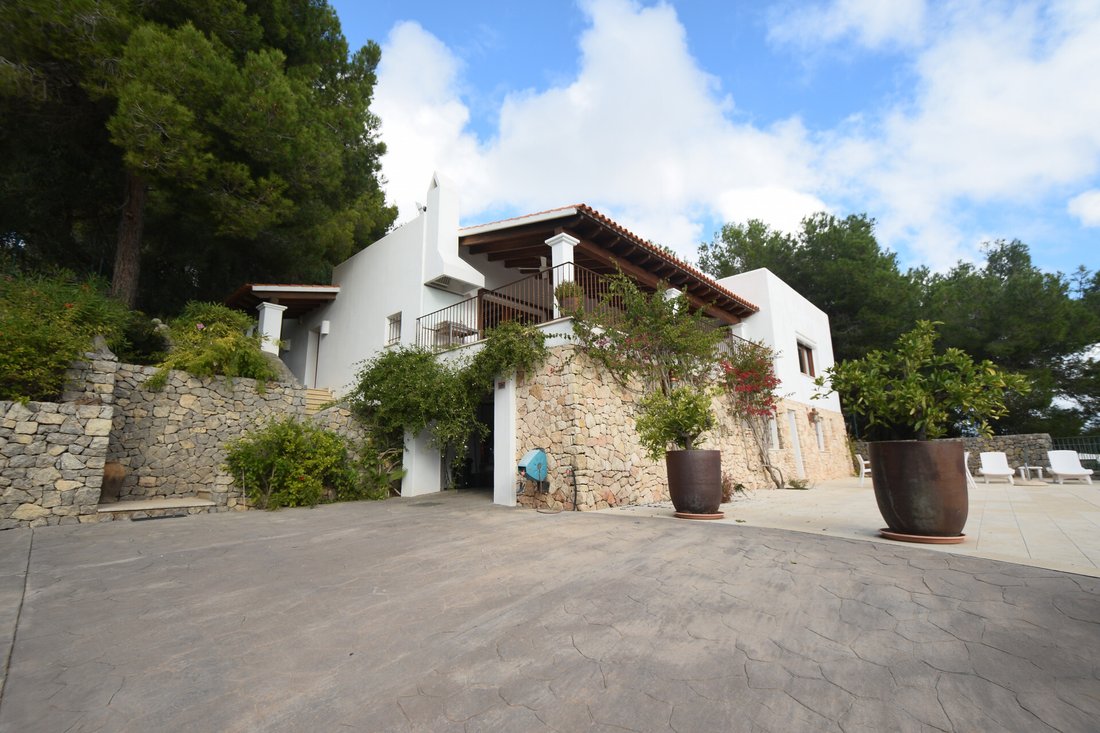 Chalet in Sant Carles de Peralta, Santa Eularia des Riu, Balearic Islands 1 - 12476333