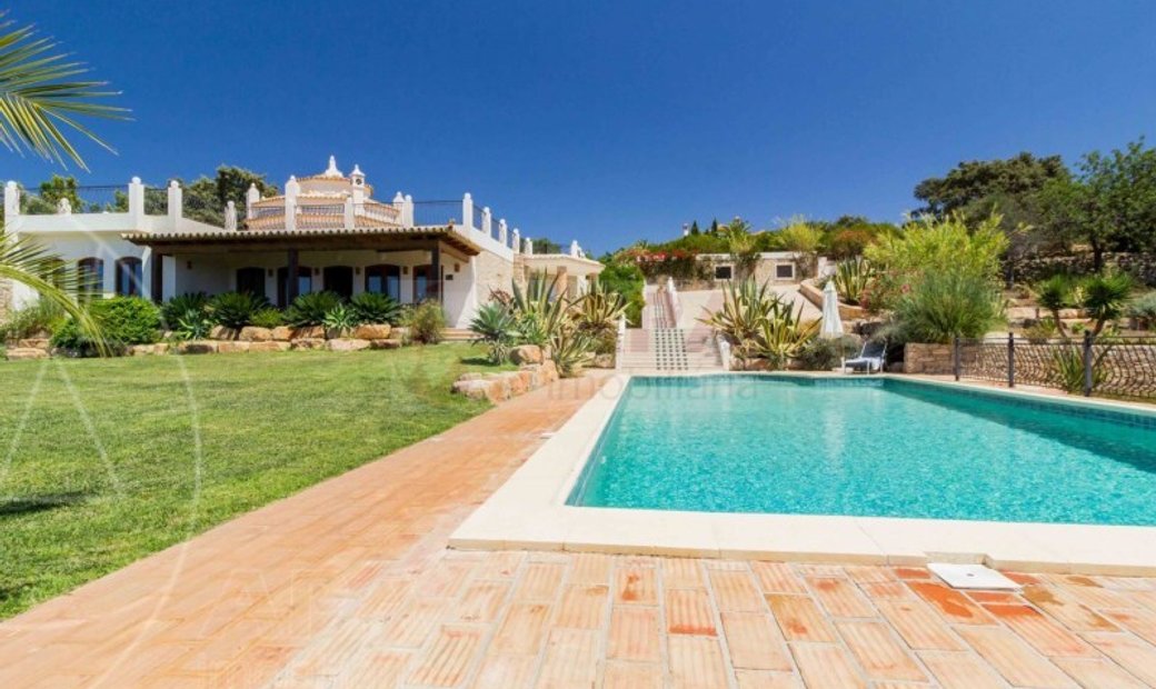 Amazing 5 Bedroom House With Pool In Bordeira Faro In Faro, Algarve, Portugal For Sale (12478264)