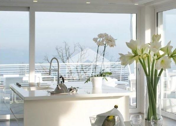 Apartment in Hill Zone, Padenghe sul Garda, Lombardy 1 - 12478960