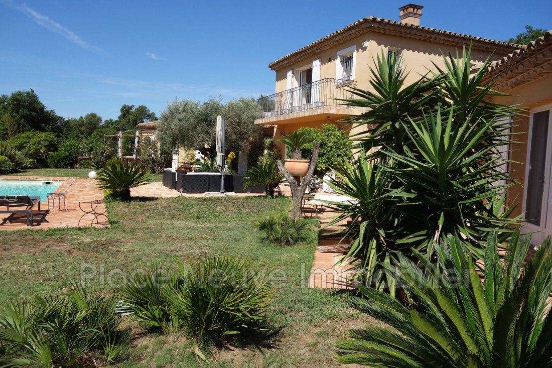 Villa in Grimaud, Provence-Alpes-Côte d'Azur, France 5 - 12480146