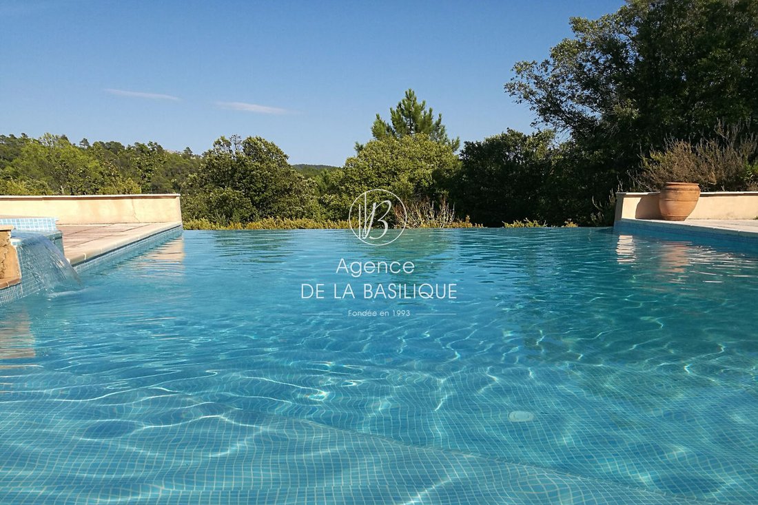 Villa in Centre Ville, Saint-Maximin-la-Sainte-Baume, France 3 - 12480165