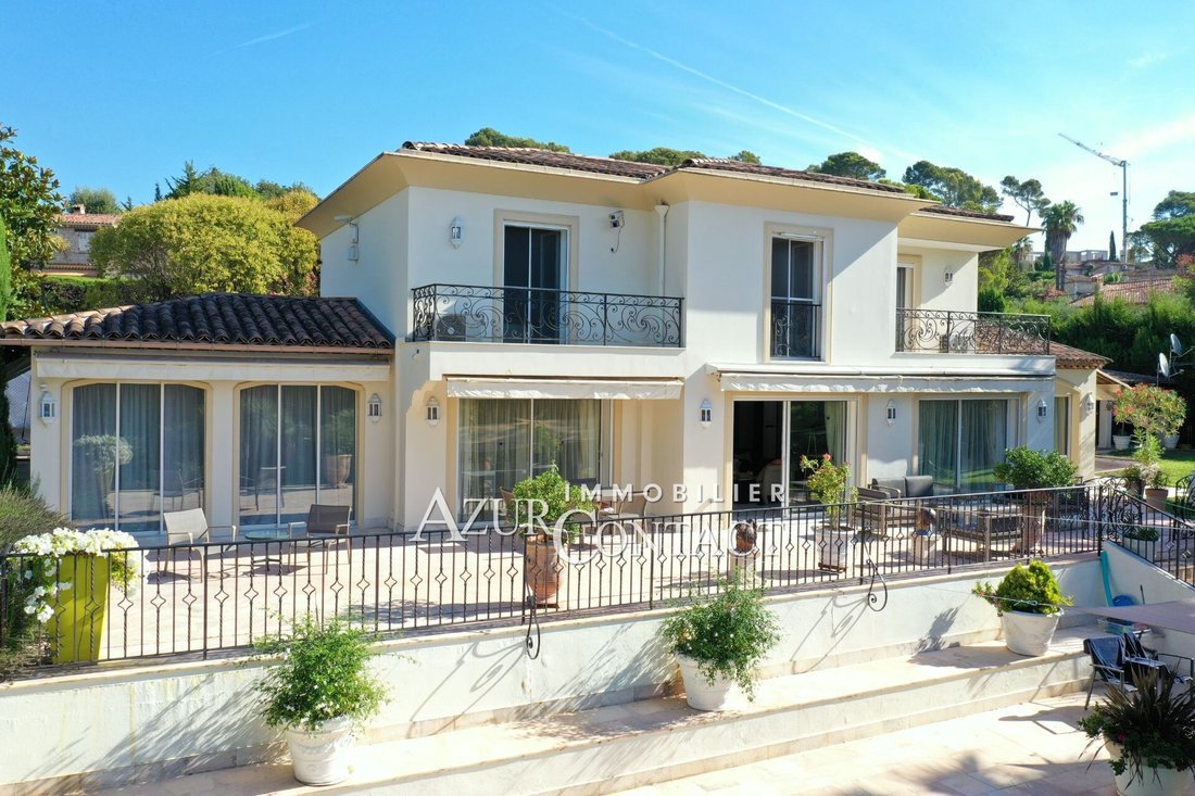 Villa in Mougins, Provence-Alpes-Côte d'Azur, France 4 - 12480163