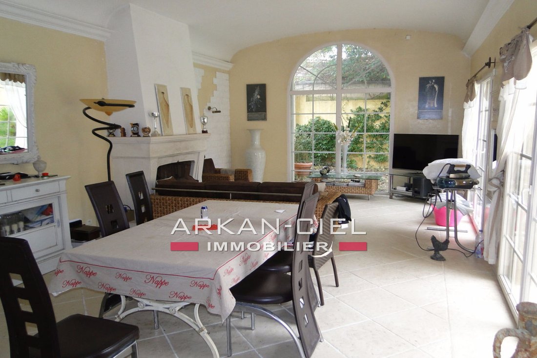 Villa in Juan les Pins-Gallice, Antibes, France 3 - 12480149