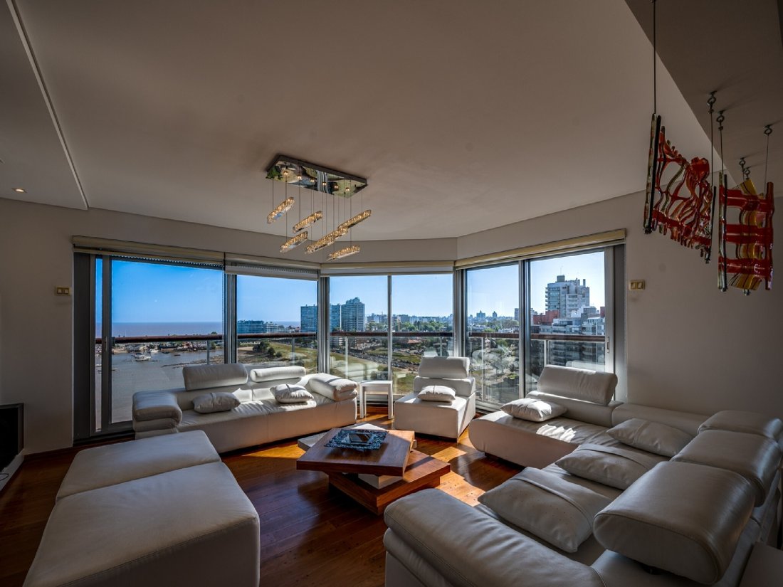 Important Duplex Penthouse In Montevideo, Departamento De Montevideo, Uruguay For Sale (12480134)