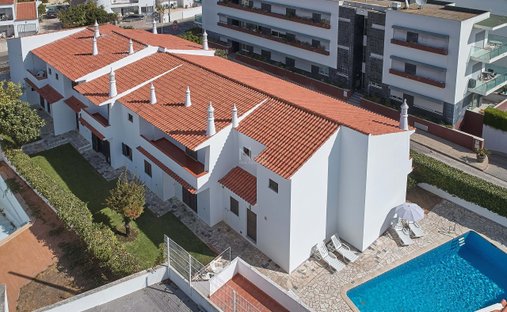 Villa in Olhos de Agua, Algarve, Portugal 1