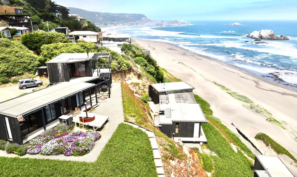 First Line House In Matanzas In O'higgins, Chile For Sale (12480918)