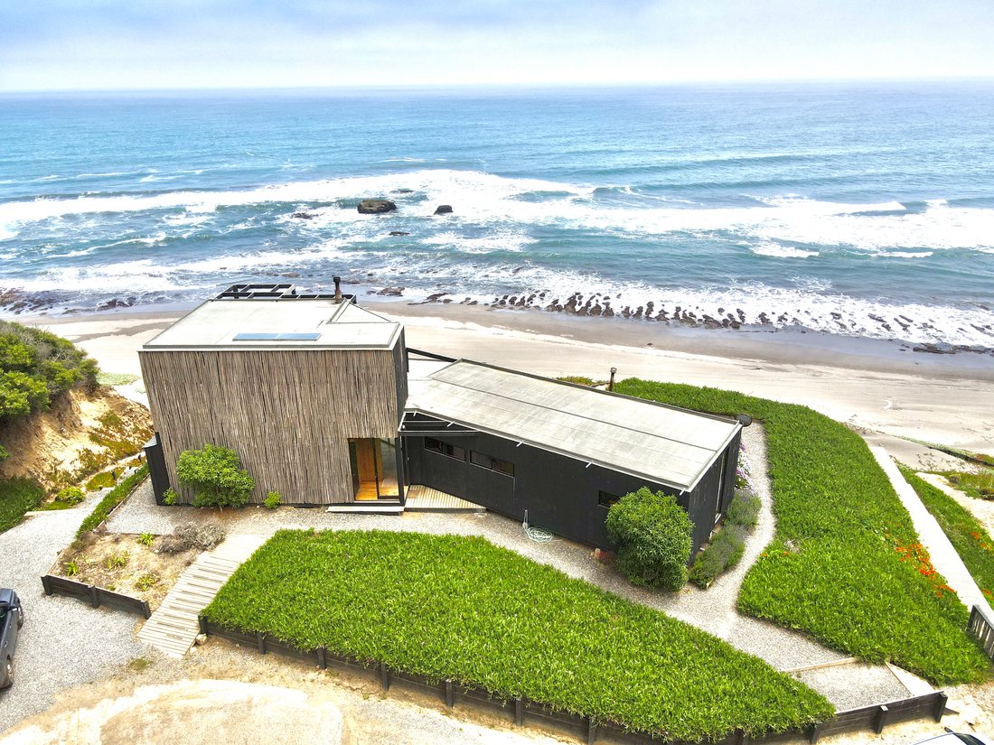 House in Pichilemu, O'Higgins, Chile 2 - 12480918