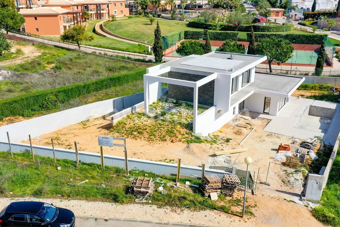 House in Carvoeiro, Algarve, Portugal 2 - 11835955