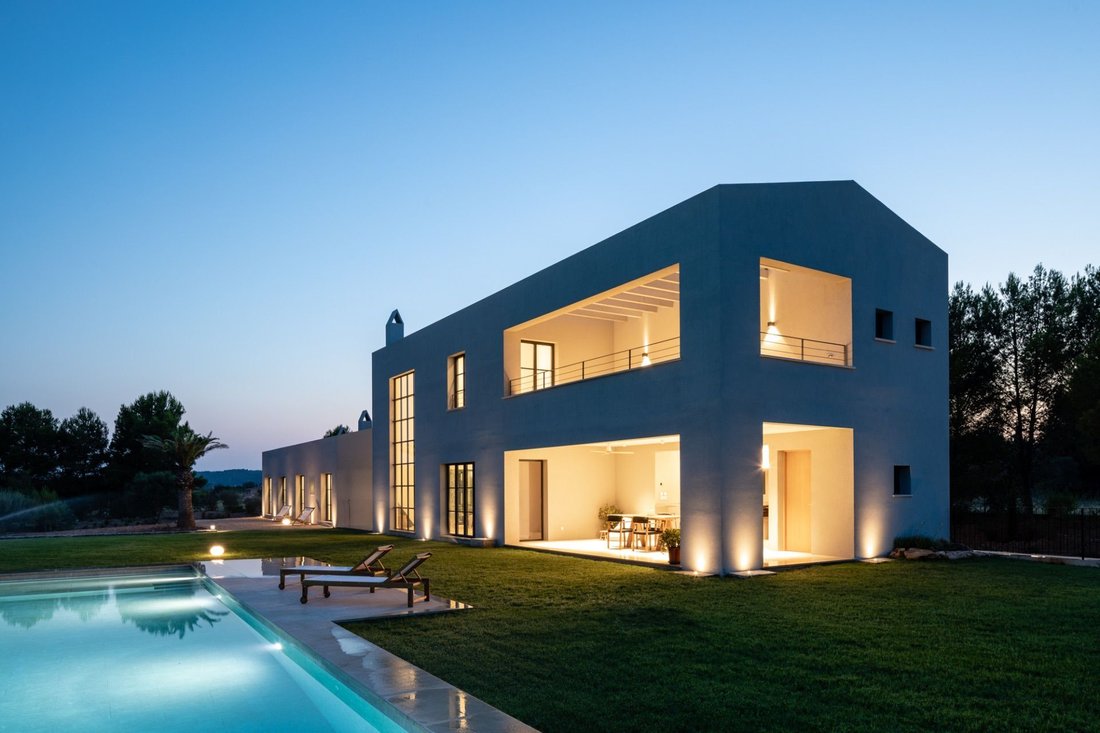 Bright Contemporary Villa In A In Santa Maria Del Camí, Balearic