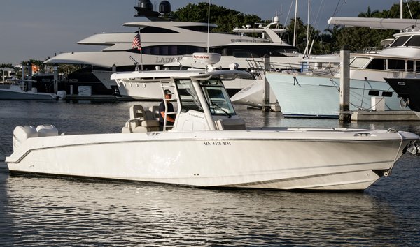 Boston Whaler 330 Outrage (12485407)