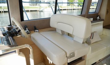 Monte Carlo MC5 Flybridge