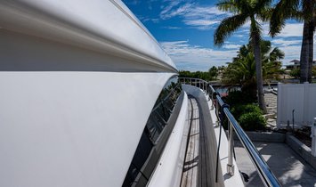 Ferretti 94