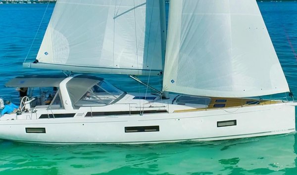 Beneteau Oceanis Yacht 54 (12485352)