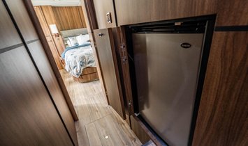 Fairline Squadron 68