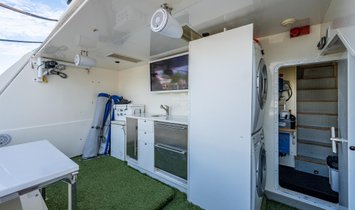 Ferretti 94
