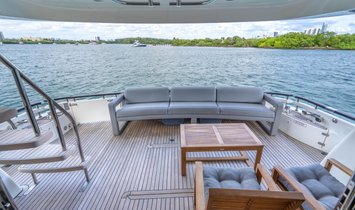 Fairline Squadron 68