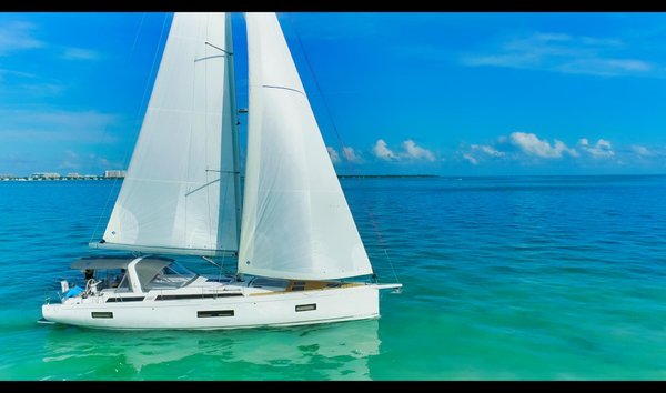 Beneteau Oceanis Yacht 54 (12485352)