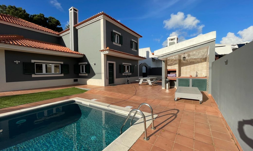House T5 In Belverde In Seixal, Portugal For Sale (12484181)
