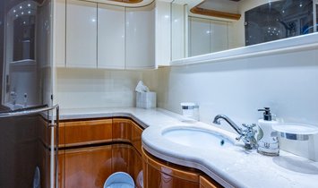 Ferretti 94