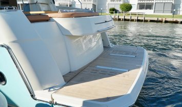 Monte Carlo MC5 Flybridge