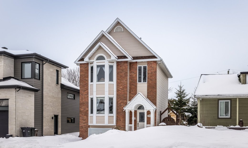 850 Mtée Gravel, Laval (Sainte Dorothée), Qc H7 X2 B4 En Laval, Quebec, Canadá En Venta (12486114)