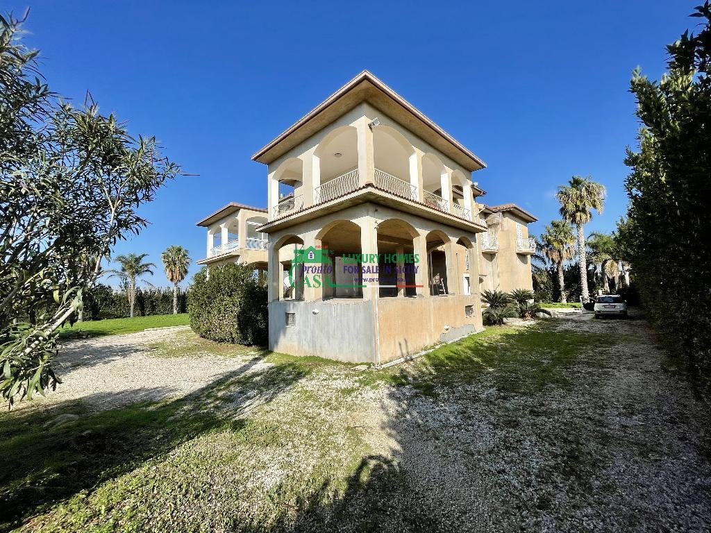 Villa in Scicli, Sicily, Italy 3 - 12484388
