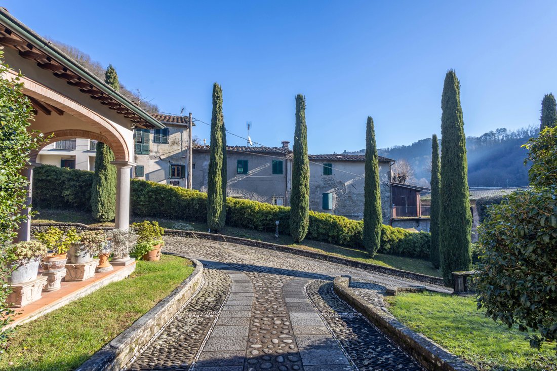 Beautiful Manor House In Bagni Di Lucca In Bagni Di Lucca, Tuscany