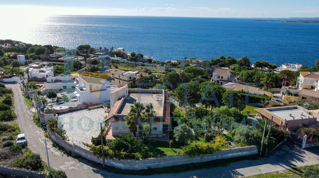 Villa in Neapolis, Fontane Bianche, Sicily 1 - 12487505