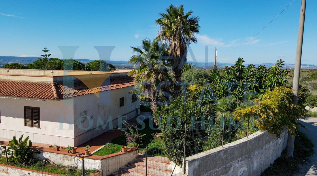Villa in Neapolis, Fontane Bianche, Sicily 3 - 12487505