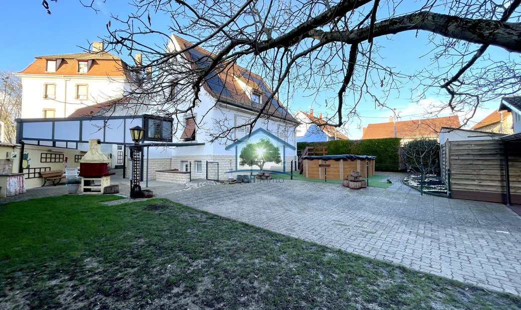 Strasbourg House 8 P 240 M2 + Chalet + In Strasbourg, Grand Est, France
