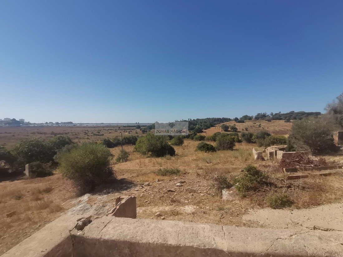 Land With Several Ruins In Alvor With Sea View. In Portimão, Algarve