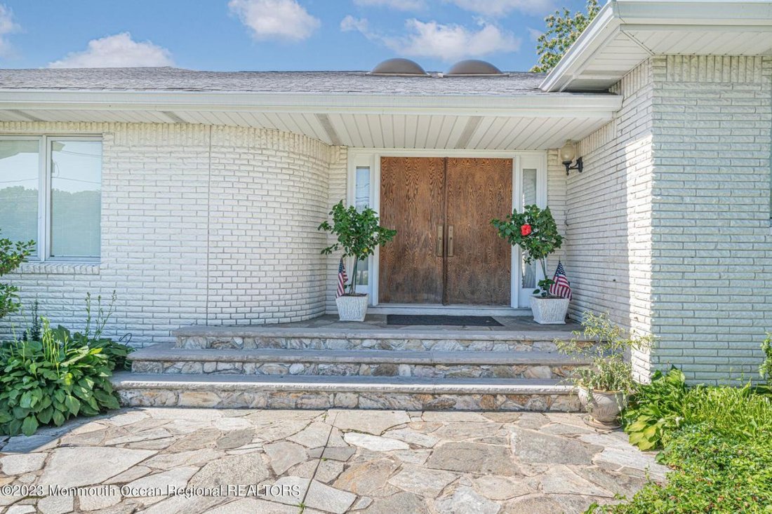 153 Jacksonville Road In Pequannock Township, New Jersey, United States For Sale (12490724)