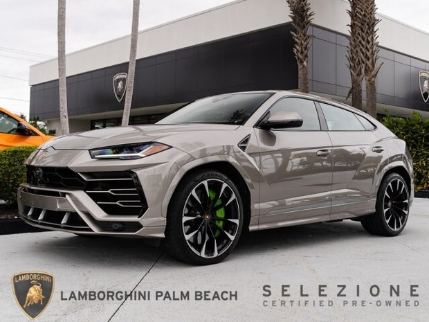 Lamborghini Urus for sale | JamesEdition