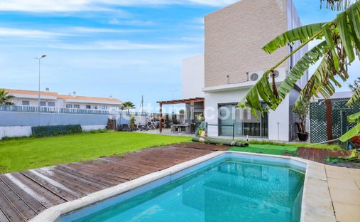 House in Loule (Sao Clemente), Algarve, Portugal 1