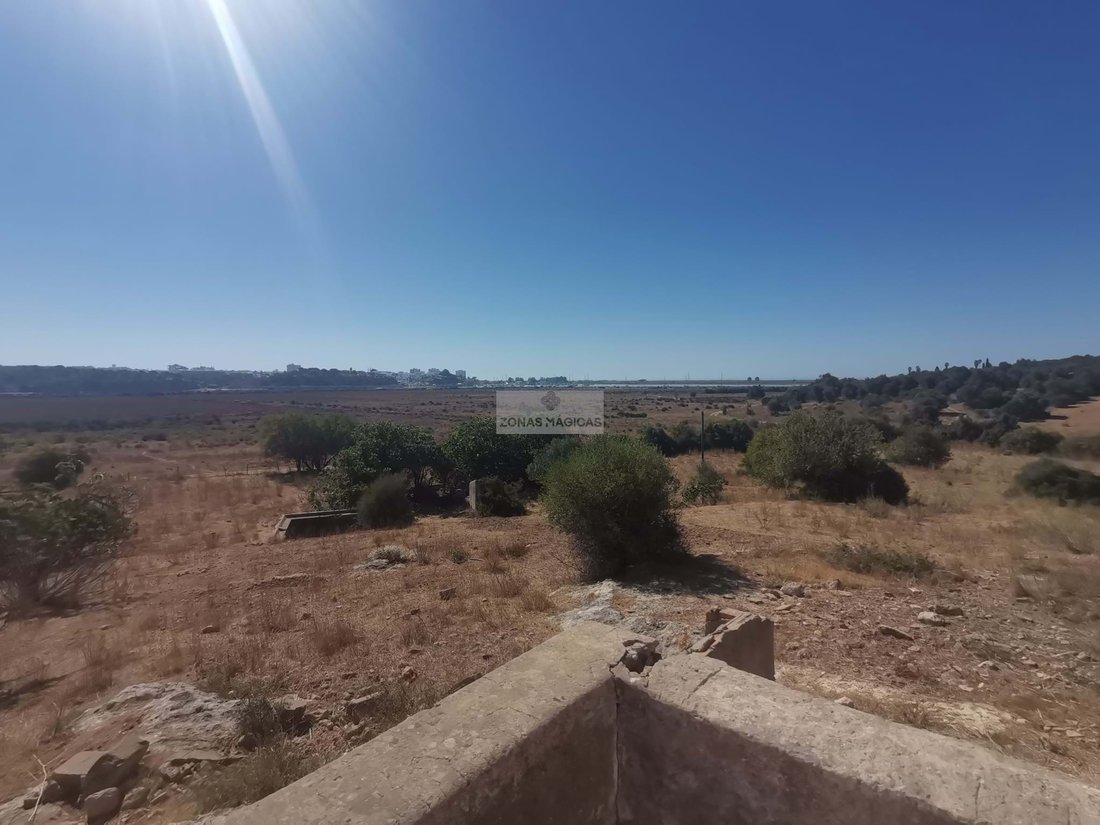 Land With Several Ruins In Alvor With Sea View. In Portimão, Algarve