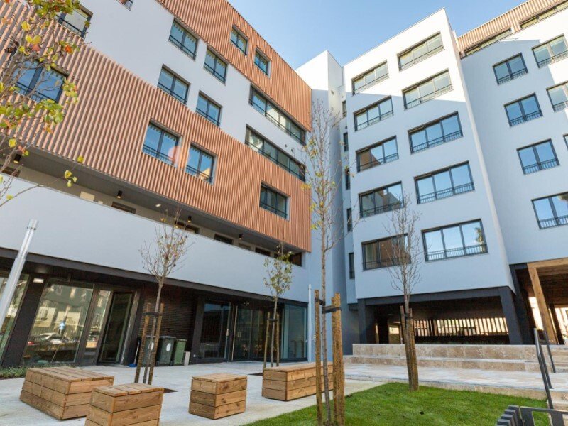 1 Bedroom Apartment, With A 54 Sqm Private Gross In Lisbon, Lisbon