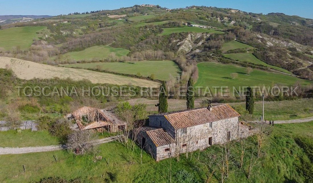 Otros en Radicofani, Toscana, Italia 2 - 12494013