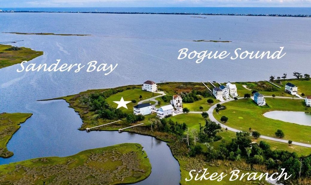 Crystal Coast Direct Waterfront New In Newport, North Carolina, United