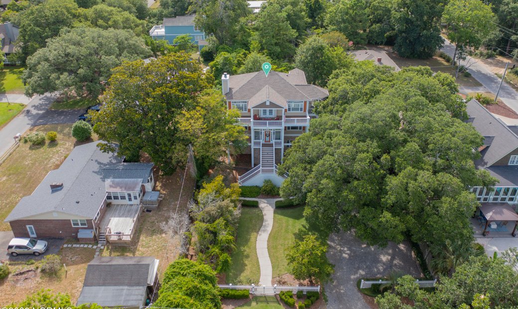 Exquisite Coastal Home In Sea Breeze, North Carolina, United States For
