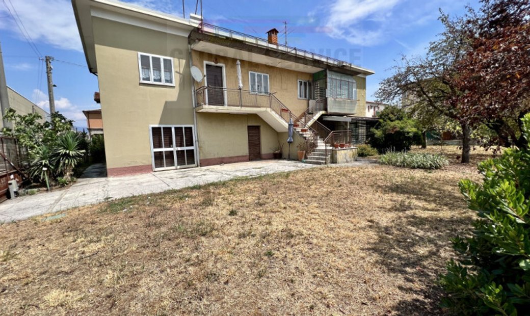 Brescia Single House En Brescia, Lombardía, Italia En Venta (12494635)