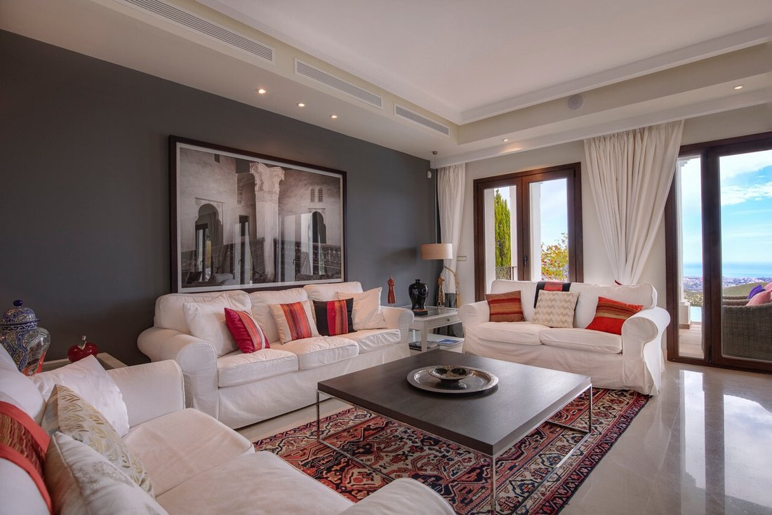 Villa in Benahavis, Andalusia, Spain 1 - 12495581